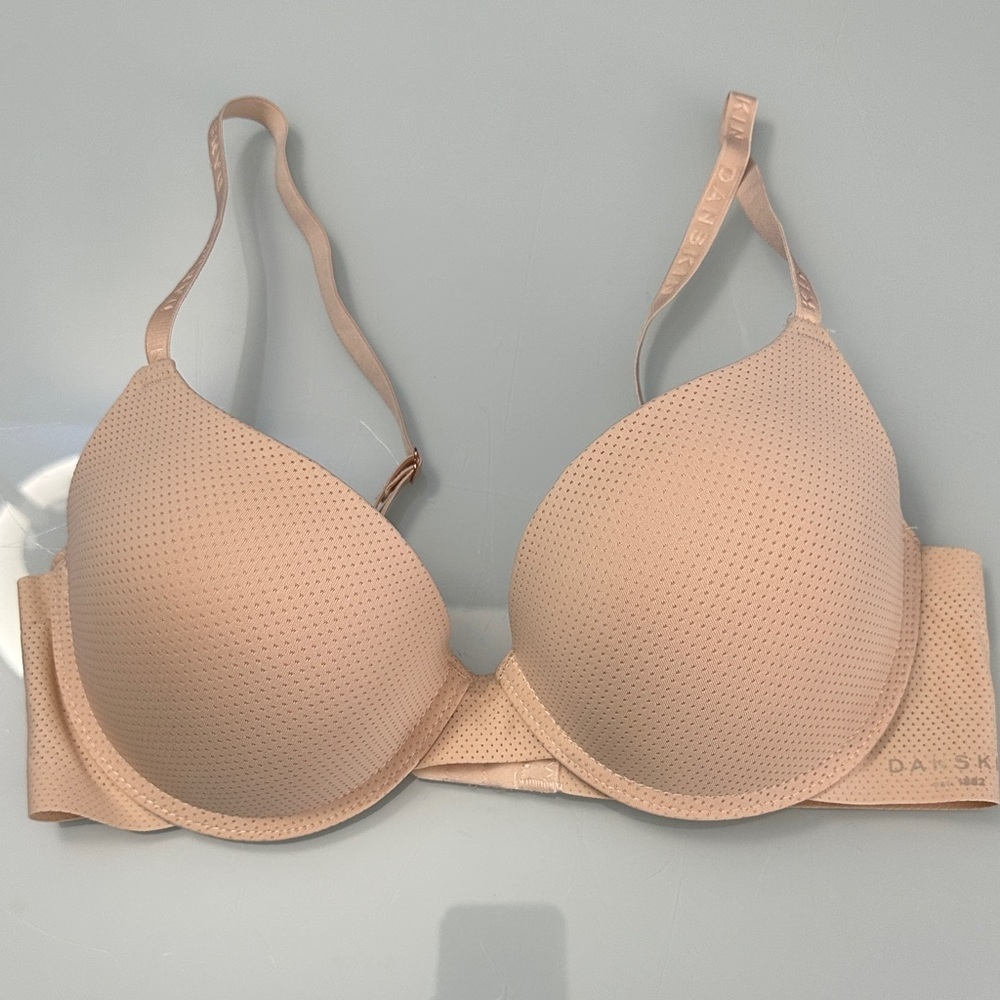NWOT Danskin Sleek and Smooth Push Up Bra